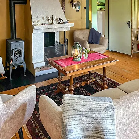 3 Bedroom Gorgeous Home In Sjusjøen Feriehus *