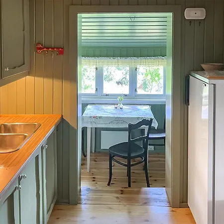 3 Bedroom Gorgeous Home In Sjusjøen *